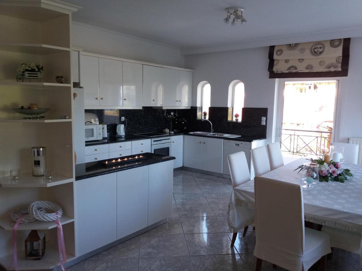 Beach House Villa Nea Makri Phòng bức ảnh